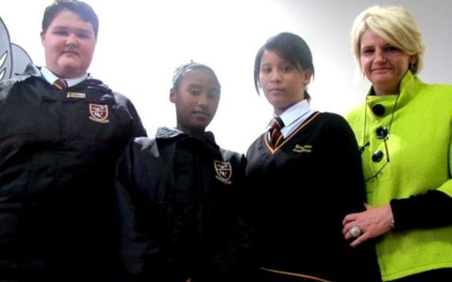  Jesica Vermeulen, Justine Pieterse, Jenica Conradie en mev Carla Gouws